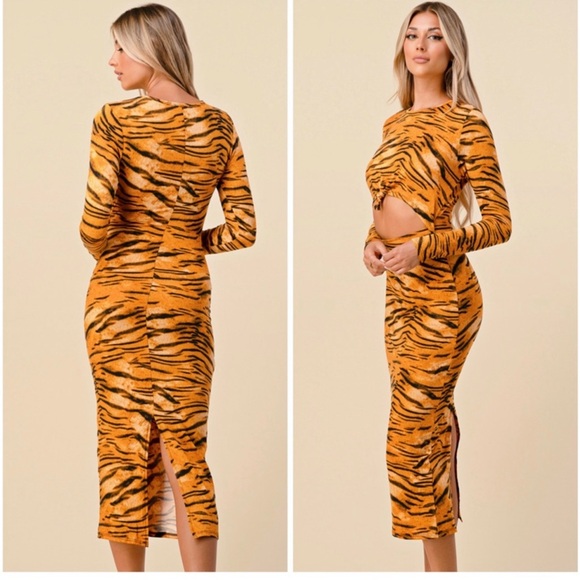 Tiger print cut out midi dress - Picture 3 of 12